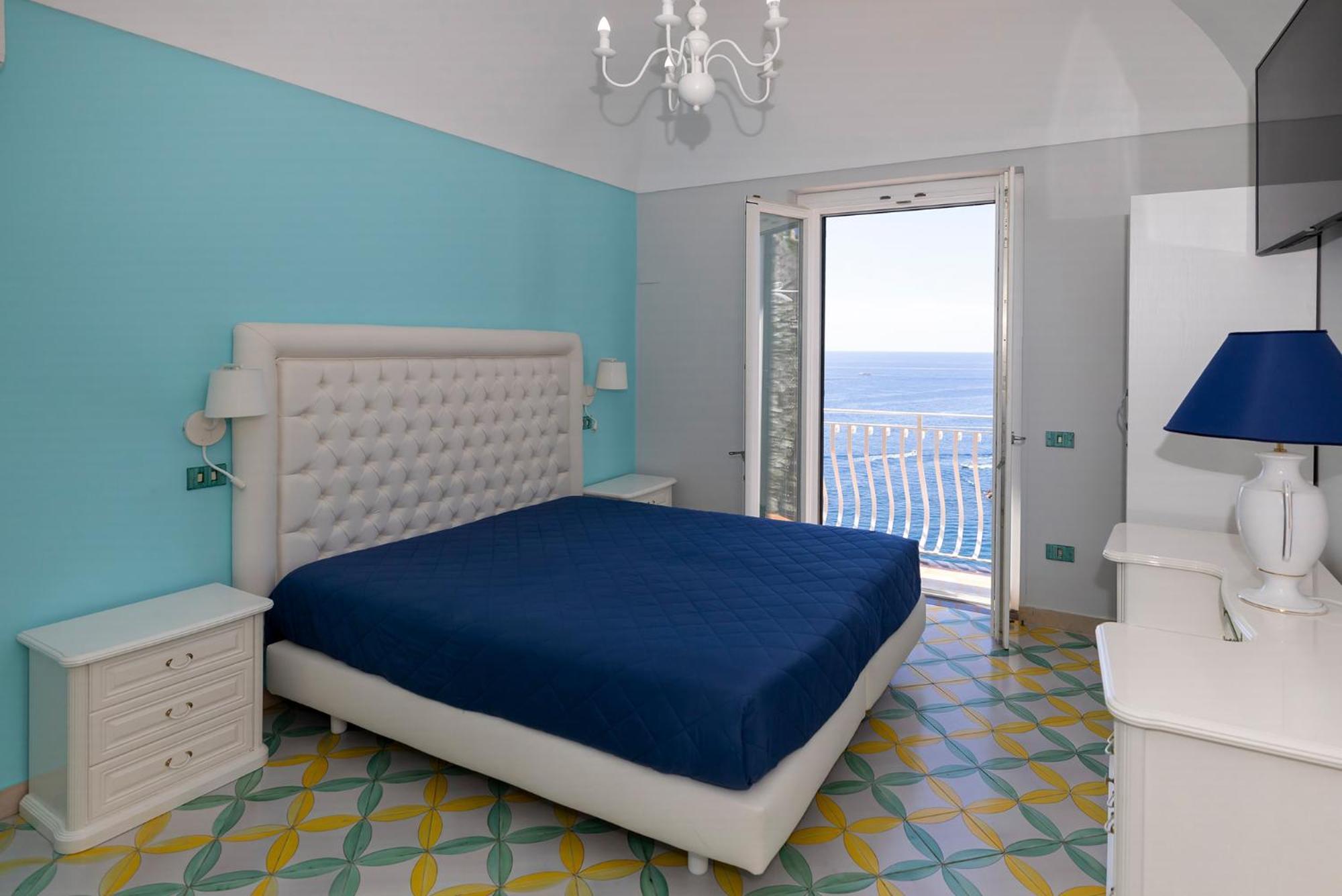Apartments Amalfi Design Sea View Accessible By 250 Steps Kültér fotó