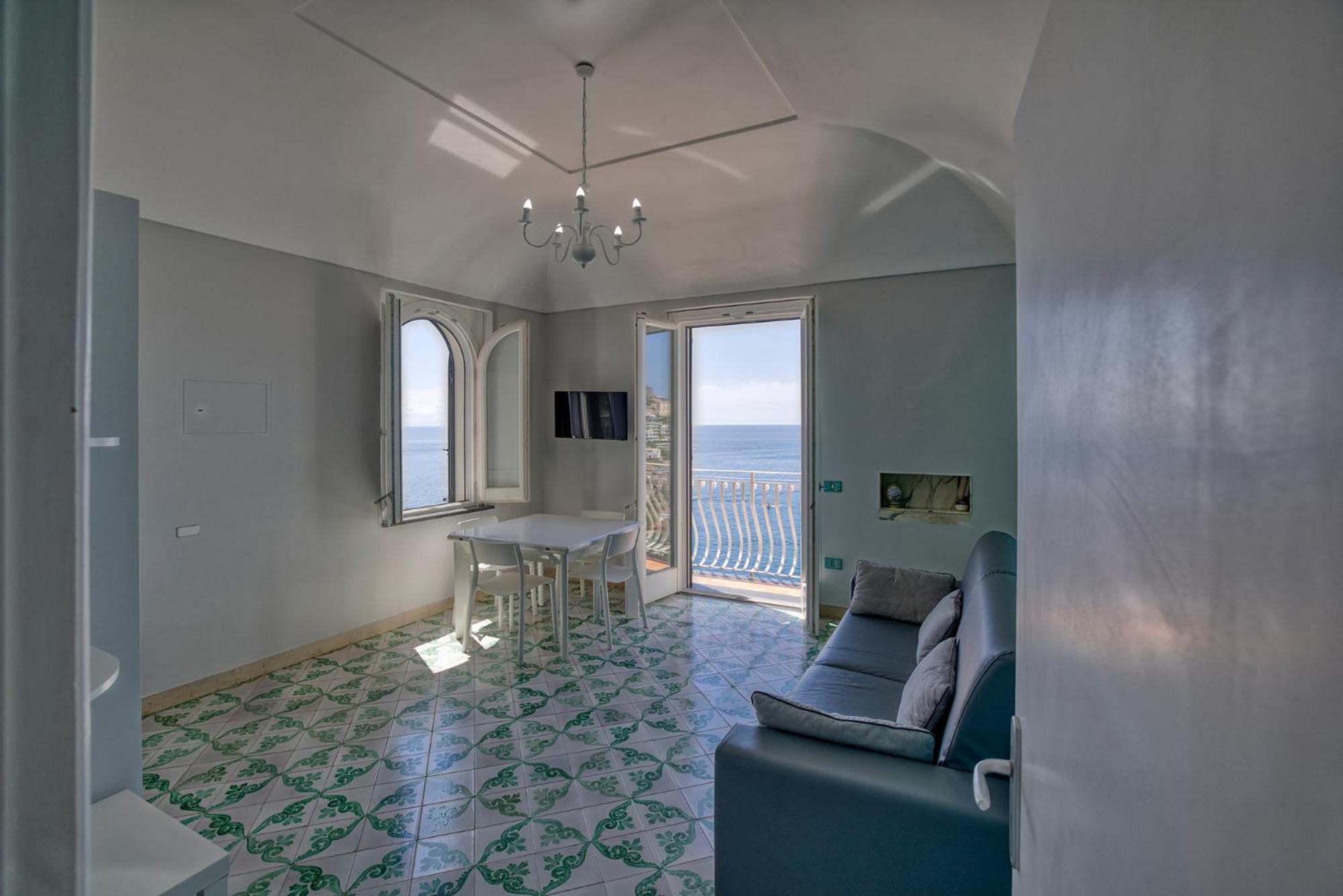 Apartments Amalfi Design Sea View Accessible By 250 Steps Kültér fotó