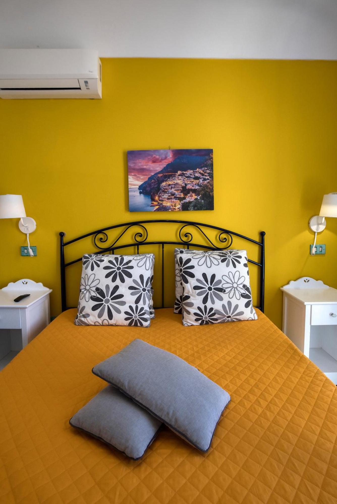 Apartments Amalfi Design Sea View Accessible By 250 Steps Kültér fotó