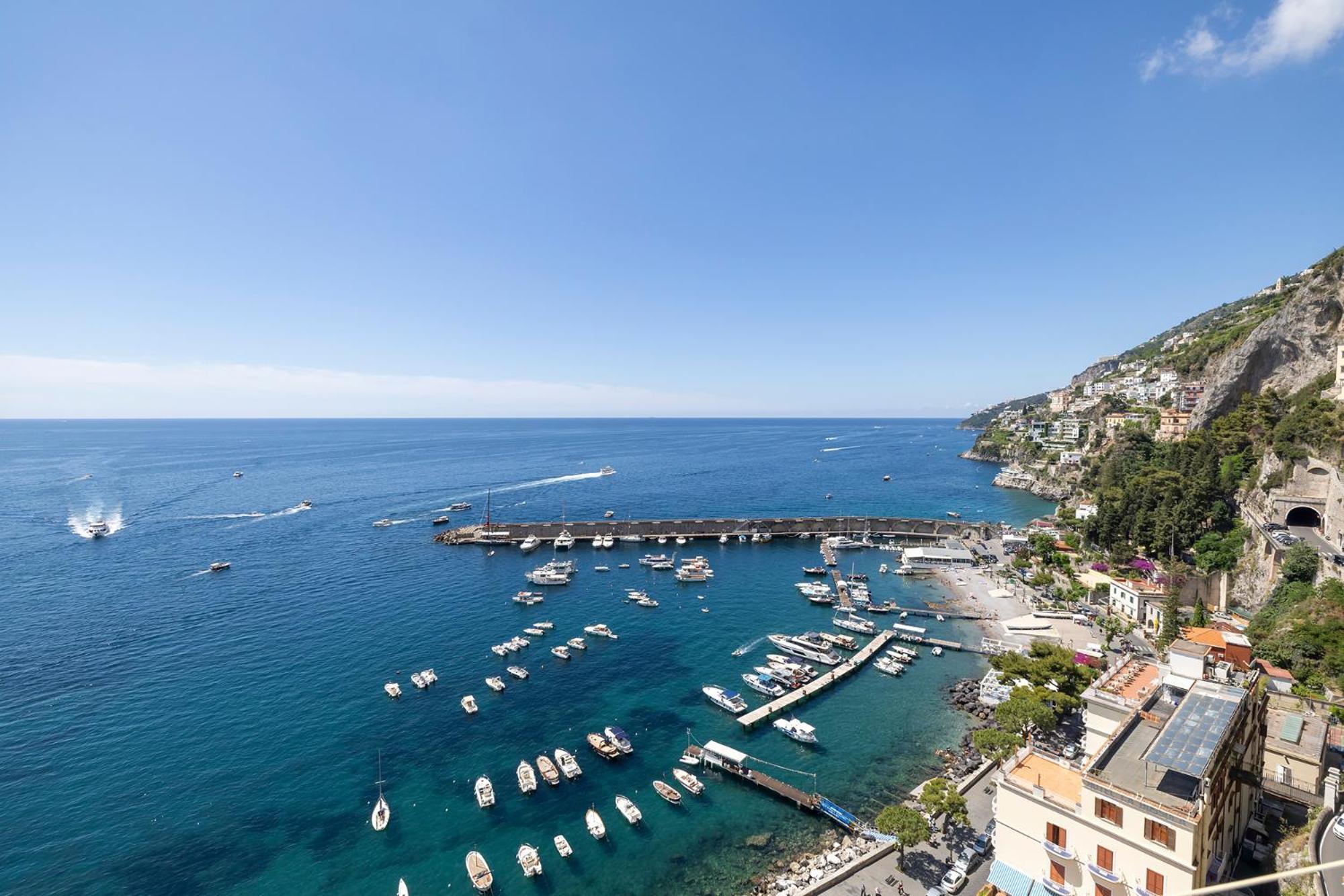 Apartments Amalfi Design Sea View Accessible By 250 Steps Kültér fotó