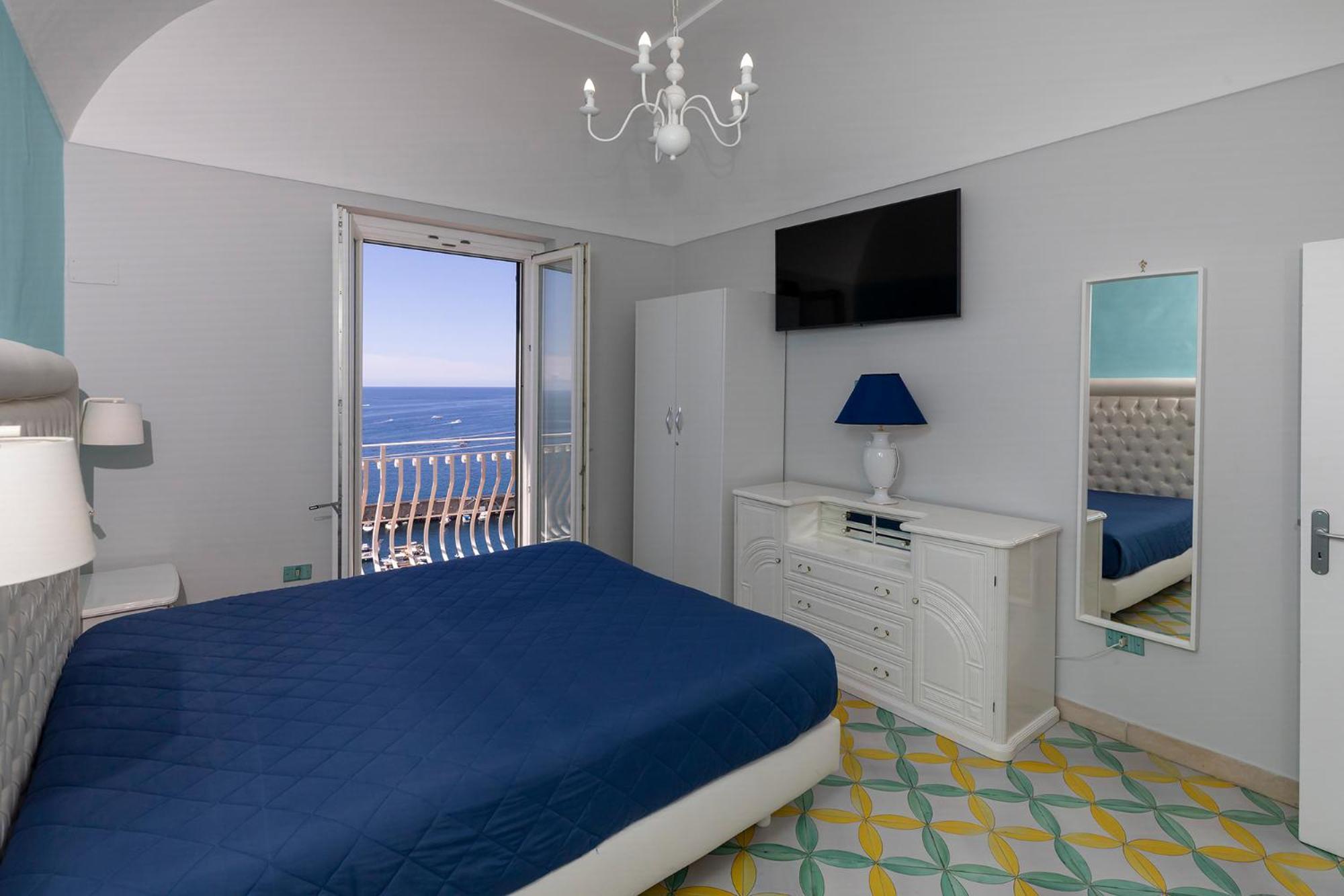 Apartments Amalfi Design Sea View Accessible By 250 Steps Kültér fotó